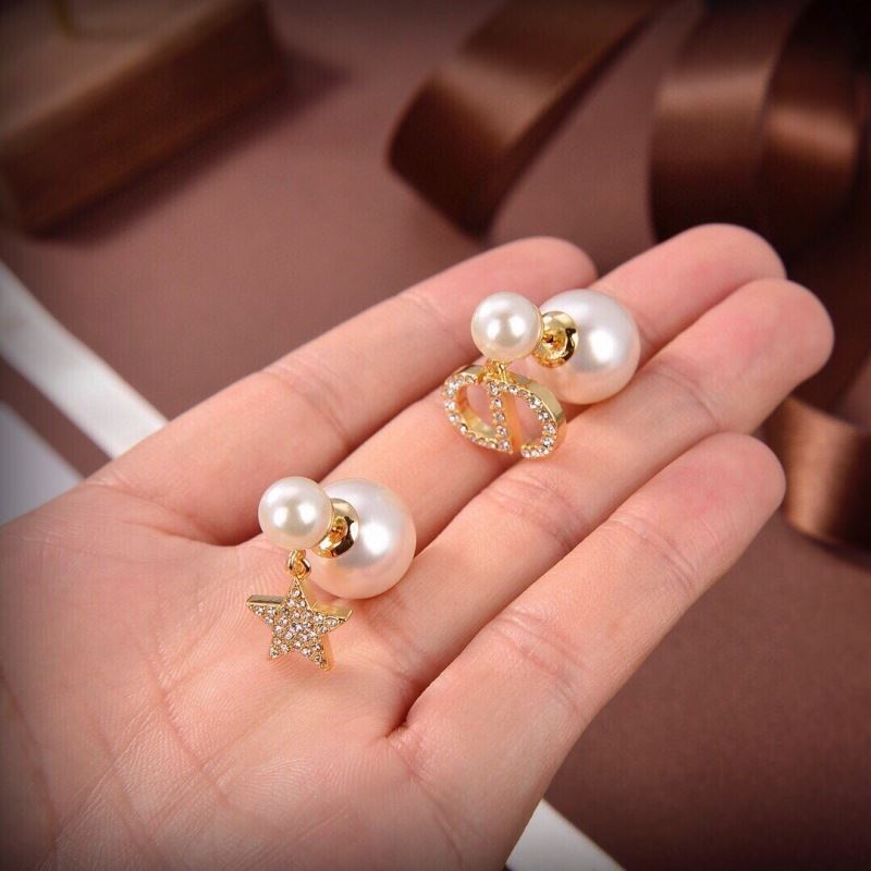 chr1st1an D10r earrings